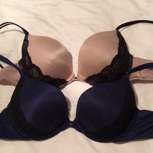 Victoria Secret 34DD Push-up Bras - Set of two